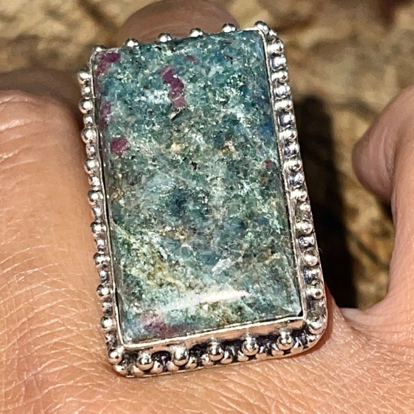 Ruby Fuschite Ring Size 7 1/2 - Picture 3 of 7